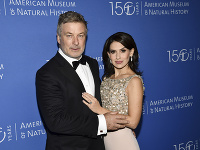 Alec Baldwin s manželkou Hilariou Alec Baldwin s manželkou Hilariou