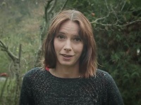 Dorota Nvotová skúša predávať svoje piesne za 800 eur. Dorota Nvotová skúša predávať svoje piesne za 800 eur.