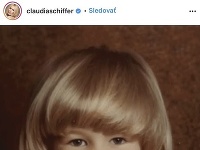 Claudia Schiffer zverejnila fotky z minulosti