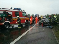 Diaľnica D1 je momentálne pri Trenčíne v smere na Žilinu uzavretá. Diaľnica D1 je momentálne pri Trenčíne v smere na Žilinu uzavretá.
