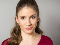 Jana Kovalčíková sa na konci augusta vydala za Adama Graňáka. Jana Kovalčíková sa na konci augusta vydala za Adama Graňáka.