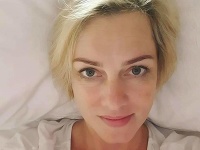 Monika Hilmerová zverejnila záber priamo z nemocničného lôžka. Monika Hilmerová zverejnila záber priamo z nemocničného lôžka.