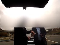 Policajti od vodičov brali úplatky Policajti od vodičov brali úplatky