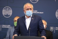 Ján Mičovský reagoval na kritiku agrokomôr. Ján Mičovský reagoval na kritiku agrokomôr.
