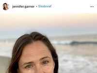Jennifer Garner je prirodzene pekná žena. 