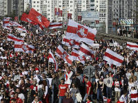 Ľudia v Bielorusku naďalej protestujú Ľudia v Bielorusku naďalej protestujú