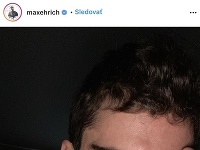 Max Ehrich po rozchode zverejňoval na Instagrame aj takéto fotky. 