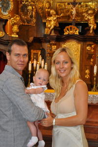 Šťastná rodinka pokope: Vlastimil, Salma a Zuzana. 