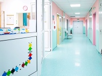 Vynovené priestory detského oddelenia nemocnice v Piešťanoch financovala Dôvera.