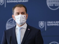 Marek Krajčí a Igor Matovič vyzval zdravotníkov a niektorých študentov na pomoc s testovaním Marek Krajčí a Igor Matovič vyzval zdravotníkov a niektorých študentov na pomoc s testovaním