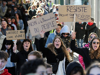 Protesty vo Francúzsku Protesty vo Francúzsku