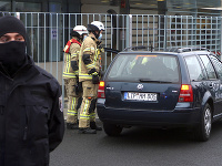 Auto narazilo do plota nemeckej kancelárky Angely Merkelovej Auto narazilo do plota nemeckej kancelárky Angely Merkelovej