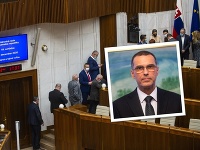 Poslanci hlasujú vo voľbe nového generálneho prokurátora Poslanci hlasujú vo voľbe nového generálneho prokurátora