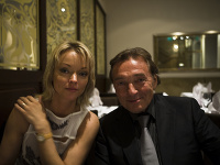 Dominika Gottová tvrdí, že jej otec Karel Gott mal aj syna. Dominika Gottová tvrdí, že jej otec Karel Gott mal aj syna.