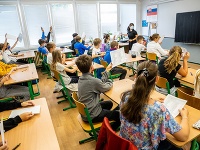 Približne 2 400 žiakov má za sebou prvý vstupný test programu FinQ