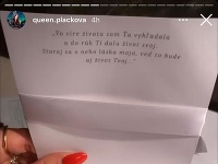 Zuzana Plačková sa na svojom Instagrame pochválila fotkou svadobného oznámenia Dominiky Starej. Všetkým tak prezradila meno ženícha aj dátum svadby.