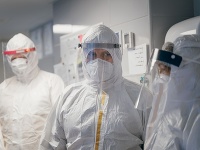 Štátny tajomník Stachura navštívil červenú nemocnicu v Galante Štátny tajomník Stachura navštívil červenú nemocnicu v Galante
