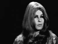 Eva Olmerová Eva Olmerová