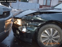 Opitý vodič spôsobil v Michalovciach dve zrážky vozidiel