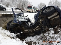 Polícia vyšetruje vážnu dopravnú nehodu, ktorá sa stala v pondelok medzi Rimavskou Pílou a Hačavou v Rimavskosobotskom okrese