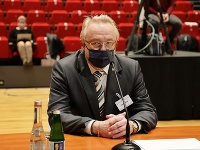 Prokurátor Ján Šanta pri verejnom vypočúvaní