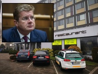 Elitní policajti zasahujú v hoteli Aston, v ktorom sídli aj firma exministra Petra Žigu. Elitní policajti zasahujú v hoteli Aston, v ktorom sídli aj firma exministra Petra Žigu.