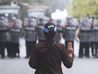 Protesty v Mjanmarsku pokračujú Protesty v Mjanmarsku pokračujú