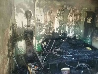 Požiar rodinného domu v Hrochoti likvidovalo niekoľko hasičov Požiar rodinného domu v Hrochoti likvidovalo niekoľko hasičov