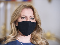 Prezidentka SR Zuzana Čaputová počas tlačového vyhlásenia po stretnutí so zástupcami koaličných strán Za ľudí a SaS Prezidentka SR Zuzana Čaputová počas tlačového vyhlásenia po stretnutí so zástupcami koaličných strán Za ľudí a SaS