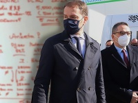Dáta bez pátosu radia premiérovi a vláde, ako postupovať v očkovacej stratégii. Dáta bez pátosu radia premiérovi a vláde, ako postupovať v očkovacej stratégii.