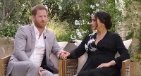 Harry a Meghan počas rozhovoru s Oprah Winfrey. 