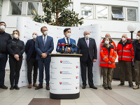 Slovensku pomôže v boji s pandémiou 11 zdravotníkov z Belgicka a Dánska