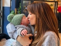 Alexandra Orviská je 2 mesiace po pôrode sexi ako nikdy. Alexandra Orviská je 2 mesiace po pôrode sexi ako nikdy.