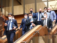 Ministri odchádzajú po rokovaní vlády