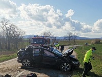 Pri nehode zomreli dve osoby. Pri nehode zomreli dve osoby.