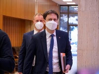 Vládu nečaká ľahké obdobie Vládu nečaká ľahké obdobie