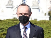 Tomáš Valášek sa po vystúpení zo strany Za ľudí stal členom Progresívneho Slovenska. Tomáš Valášek sa po vystúpení zo strany Za ľudí stal členom Progresívneho Slovenska.