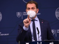 Igor Matovič na tlačovke kritizoval novinárov a Zuzanu Baťovú zo ŠÚKL-u. Igor Matovič na tlačovke kritizoval novinárov a Zuzanu Baťovú zo ŠÚKL-u.