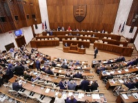 Parlament konečne hlasoval o programovom vyhlásení vlády Parlament konečne hlasoval o programovom vyhlásení vlády