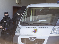 Bývalého špeciálneho prokurátora Dušana K. privážajú na Špecializovaný trestný súd Bývalého špeciálneho prokurátora Dušana K. privážajú na Špecializovaný trestný súd