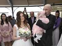 Bohuš Matuš so svojou novomanželkou Luciou a dcérkou Bohuš Matuš so svojou novomanželkou Luciou a dcérkou