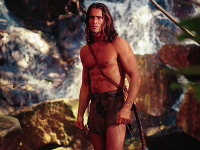Herec Joe Lara, ktorý sa preslávil úlohou Tarzana, zomrel pri páde lietadla.