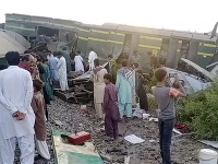 Zrážku vlakov neprežilo viac ako 30 ľudí