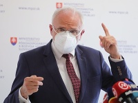 Tlačová konferencia ministra pôdohospodárstva Jána Mičovského Tlačová konferencia ministra pôdohospodárstva Jána Mičovského