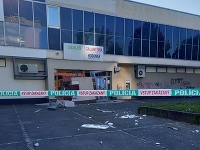 Krádež peňazí z bankomatu v Ružinove Krádež peňazí z bankomatu v Ružinove