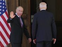 Prezidentov Ruska a USA čakajú dlhé rokovania.