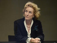 Lisa Banes zomrela po tragickej nehode. Lisa Banes zomrela po tragickej nehode.