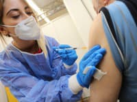 Očkovanie proti koronavírusu Očkovanie proti koronavírusu
