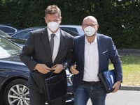 Sulík prišiel na vládu s vodíkovým automobilom. Sulík prišiel na vládu s vodíkovým automobilom.