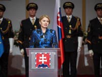 Na snímke prezidentka Zuzana Čaputová počas slávnostného ceremoniálu udeľovania štátnych vyznamenaní